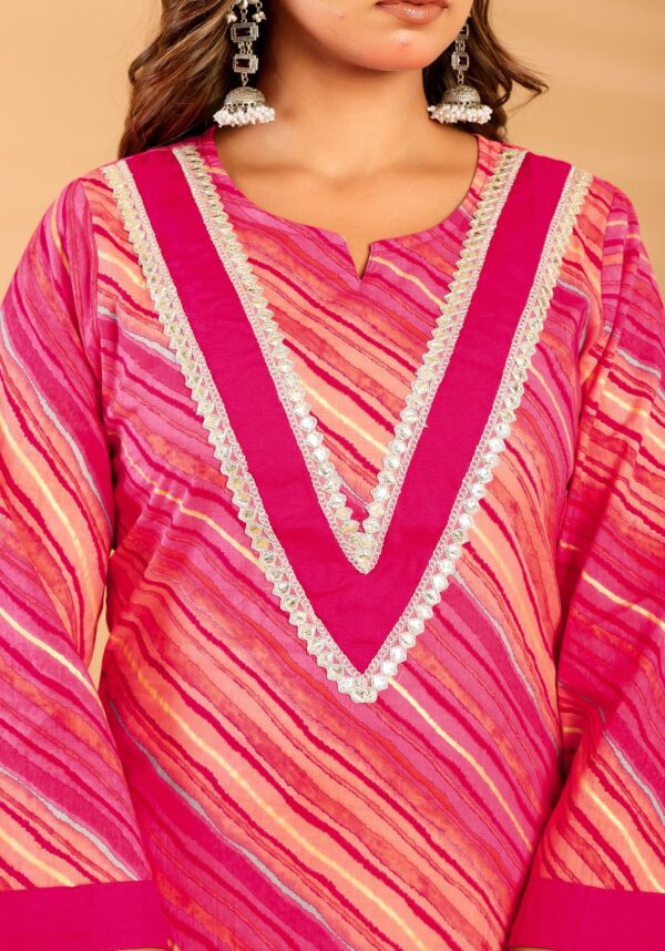 Pink leheriya kurta