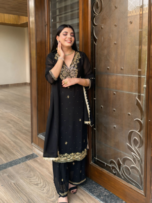 Shabnam Black Kurta Set