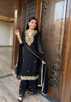 Shabnam Black Kurta Set