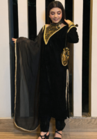 Nazakat Black Velvet Kurta Set With Potli Bag